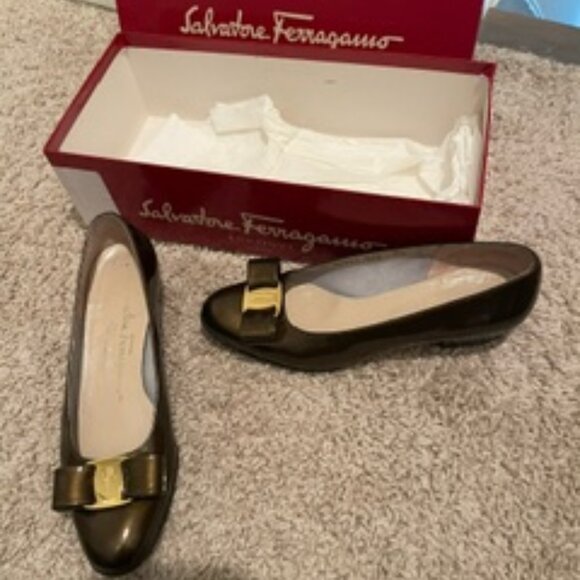Salvatore Ferragamo Cooper Loafer with Heel SIze 5.5 - Picture 1 of 1
